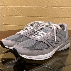 New Balance 990 V5 size 13D Mens